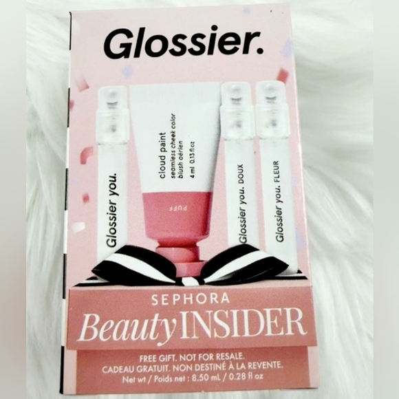 Glossier Cloud Paint Gift Set - Picture 3 of 4